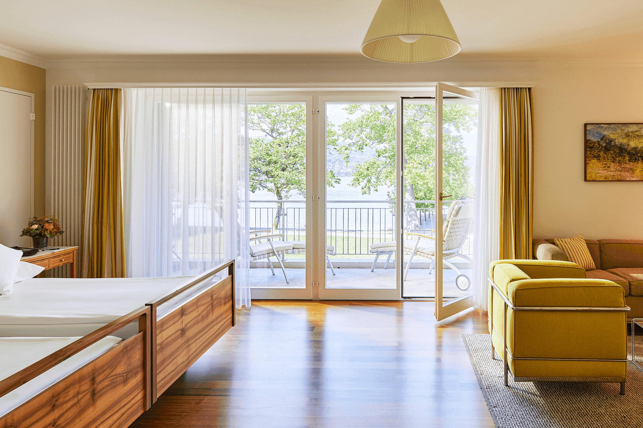 KSM_1_4_1_2_Suite_Doppelzimmer_00682_RGB.png